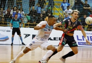 Cascavel Futsal mira G4 em clássico regional
