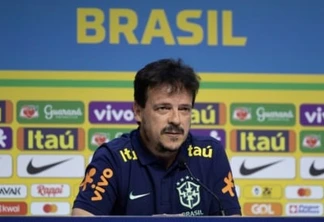 Diniz mantém maioria “estrangeira” na seleção