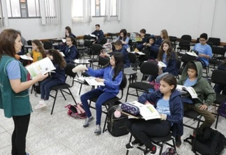 Apesar de danos do tornado na Escola Municipal José Baldo, calendário escolar não será comprometido