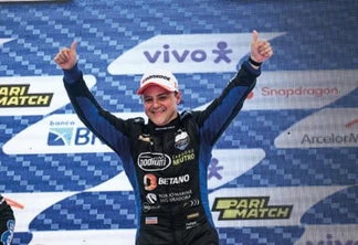 Felipe Massa conquista 1ª vitória na Stock Car