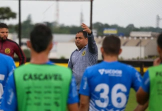 FC Cascavel apresenta elenco