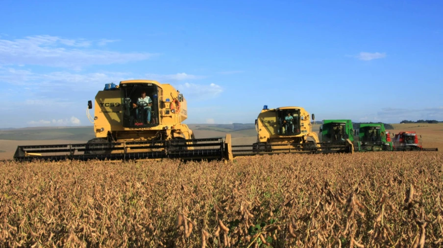 Paraná quer mais recursos e queda de juros no novo Plano Agrícola