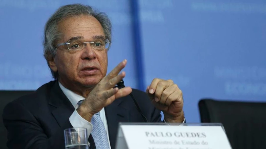 Guedes diz a deputados que Bolsa Família se chamará Renda Brasil e será pago a informais