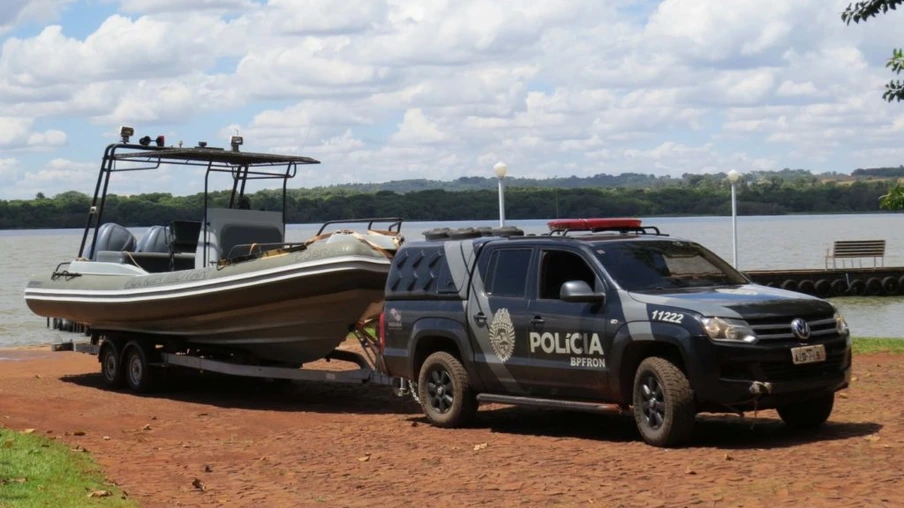 Policiamento é intensificado no Rio Paraná, em Guaíra