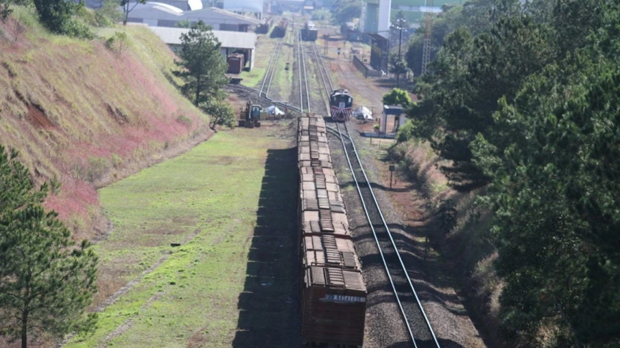 Paraná acelera etapas para consolidar a Nova Ferroeste