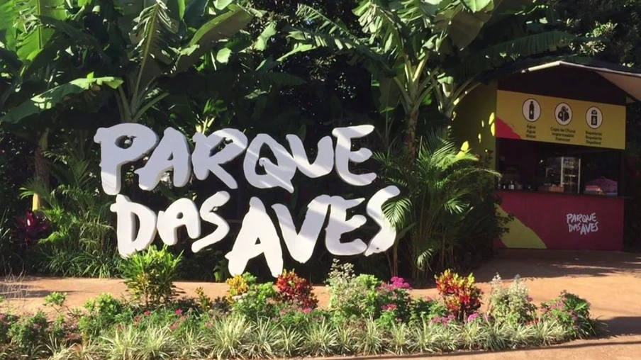 Parque das Aves volta a abrir às segundas