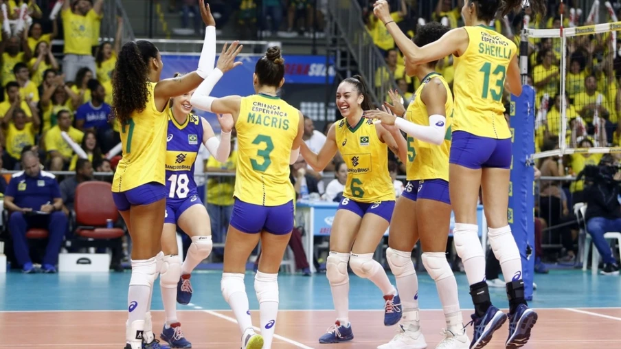 VÔLEI | Brasil volta a enfrentar Argentina nesta terça-feira