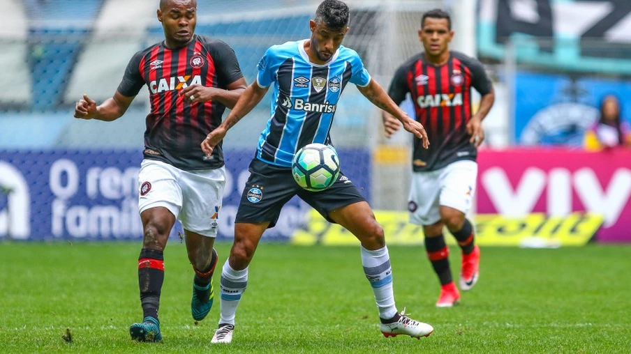 Grêmio recebe Athletico pela semifinal da Copa do Brasil