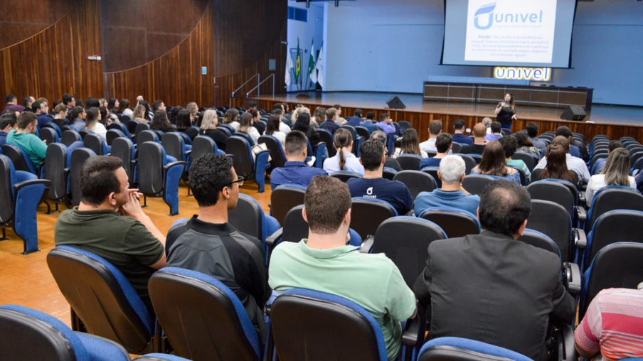 Semana Pedagógica aborda propósito, inovação e essência da educação