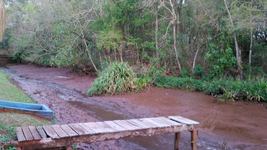 Sanepar fará limpeza do canal do Rio Alívio