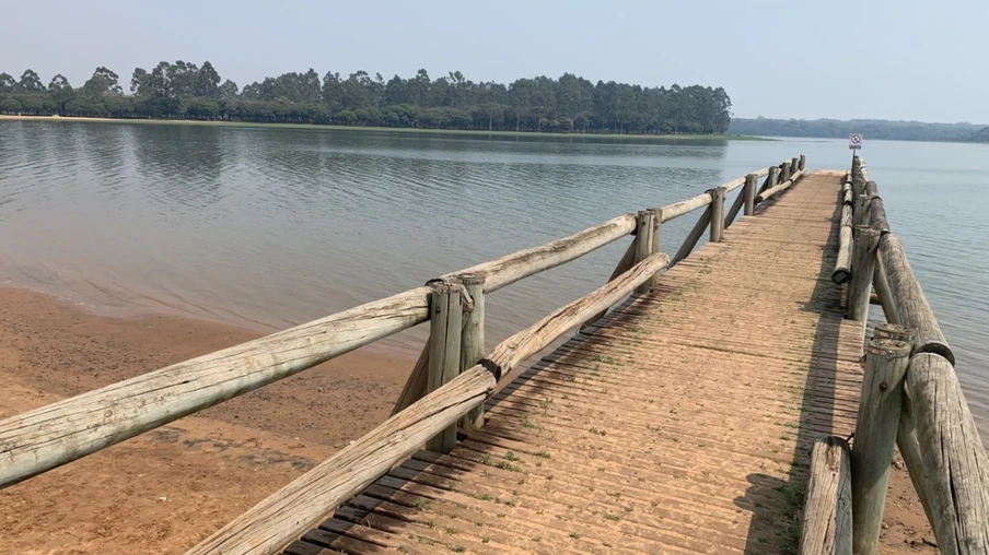 Em Porto Mendes está quase tudo pronto para mais uma temporada de sombra e água fresca