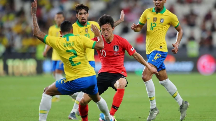 Brasil vence Coreia do Sul em último jogo do ano da Seleção