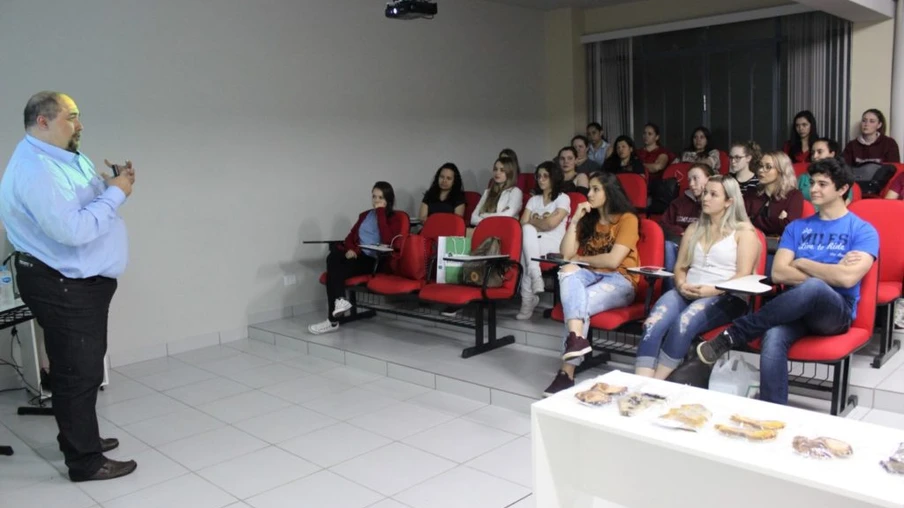 Semana Acadêmica explora amplo campo de atuação do biomédico