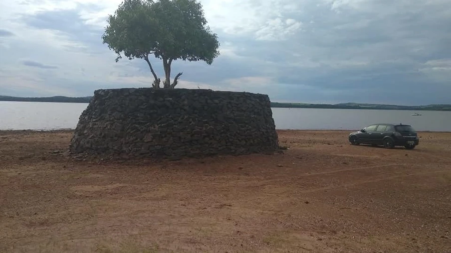 Costa Oeste: Baixa do lago prejudica temporada das prainhas