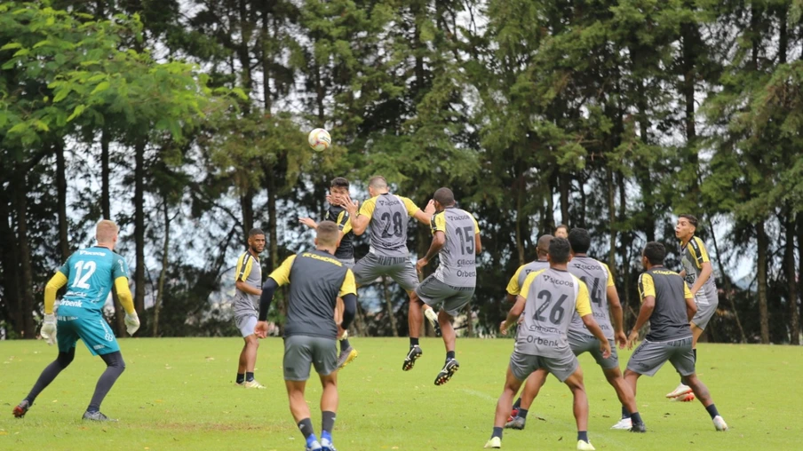 VISITANTES | Equipes de Cascavel estreiam fora de casa