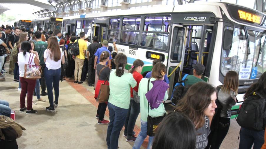 Greve no transporte coletivo: Cettrans/Transitar divulga escala de linhas prioritárias com 70% da frota