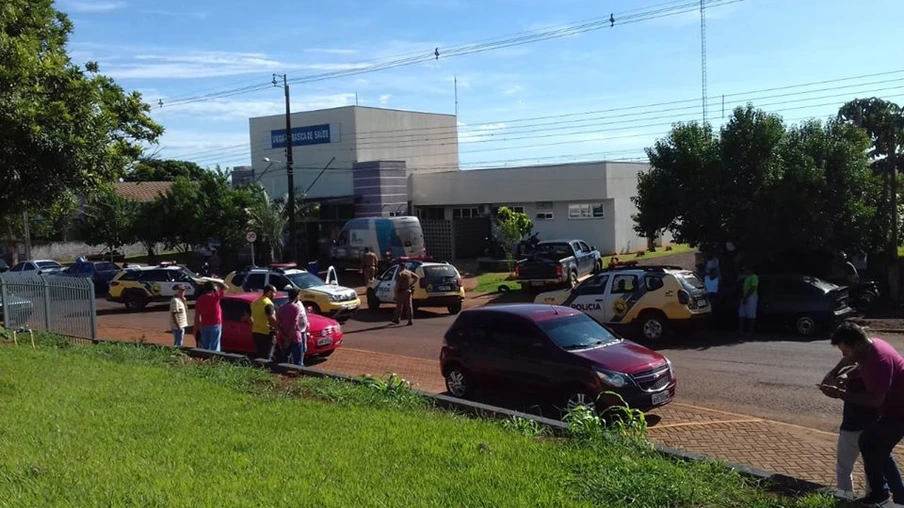 Bandidos roubam carro e em fuga fazem pacientes de UBS reféns em Formosa do Oeste 