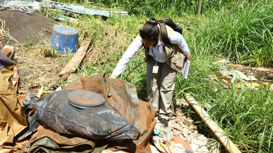 Ministério Público alerta população de quatro cidades em epidemia de dengue sobre a limpeza de terrenos