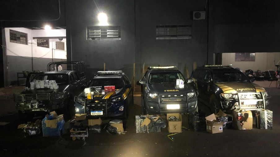 Operação "Hórus | Leito Seco": Polícia apreende grande quantidade de mercadorias na barranca do Rio Paraná