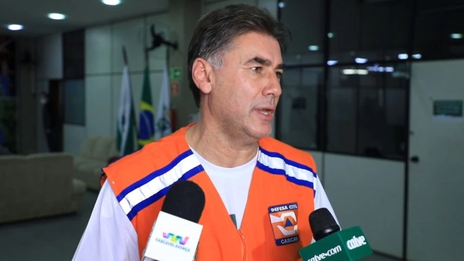 AO VIVO: Paranhos faz pronunciamento sobre fechamento do comércio no fim de semana em Cascavel