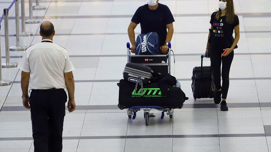 Argentina proíbe venda de passagens aéreas até setembro