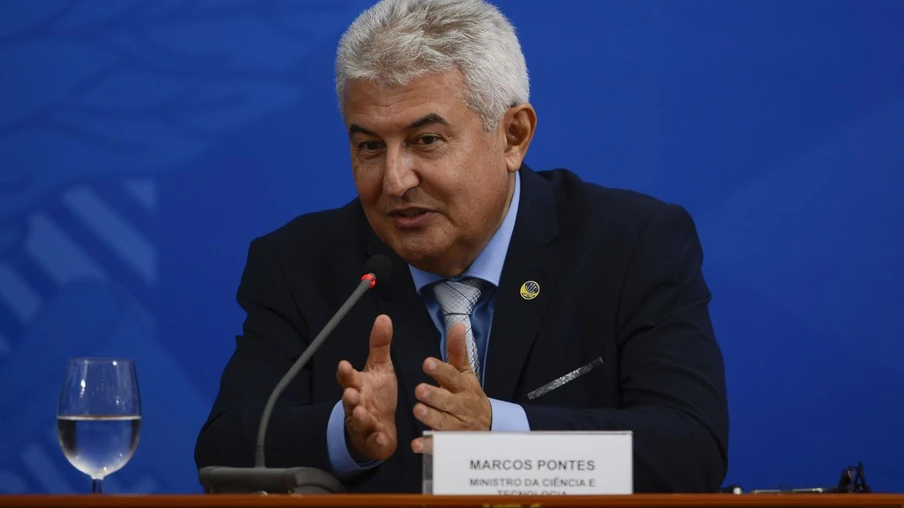 O ministro da Ciência, Tecnologia, Inovações e Comunicações, Marcos Pontes, participa de coletiva de imprensa no Palácio do Planalto