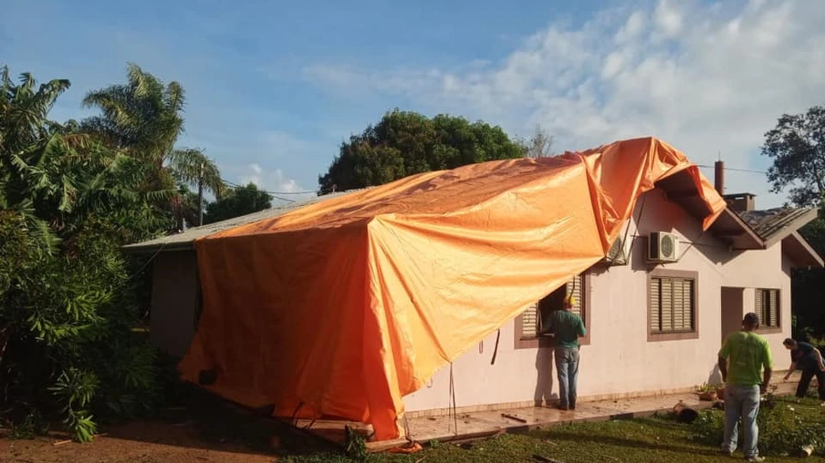 Vendaval causa estragos em Vera Cruz do Oeste