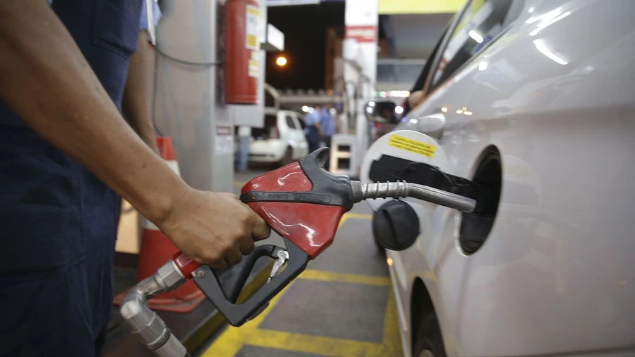 Petrobras aumenta preço do diesel a partir de amanhã