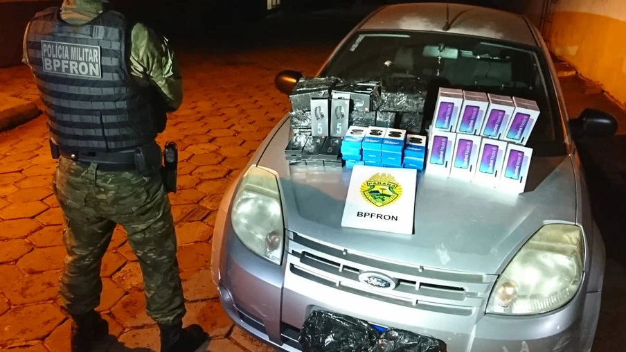 BPFRON apreende veículo com R$ 62 mil em eletrônicos contrabandeados