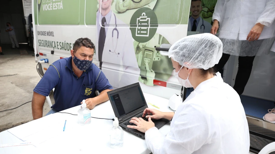 Protocolos de prevenção, diagnósticos, consultorias e cursos fazem parte das soluções ofertadas pelo Sesi
(Crédito da foto: Mariana Fachini/Sistema Fiep)
