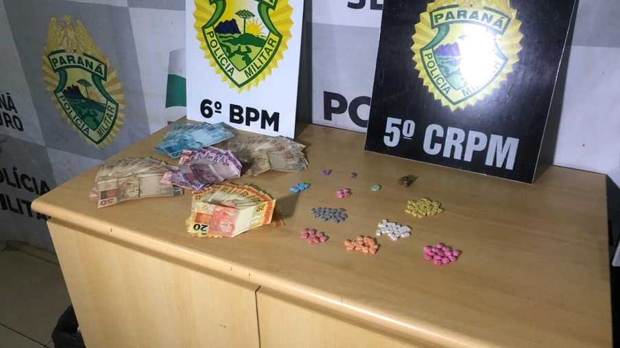 Após denúncia, casal é preso com comprimidos de ecstasy