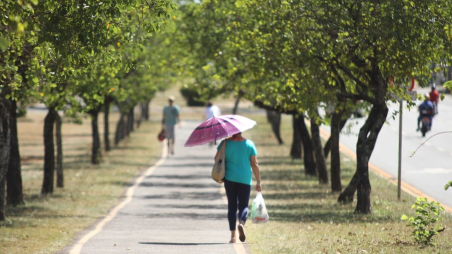 Onda de calor continua e Inmet alerta para risco de morte