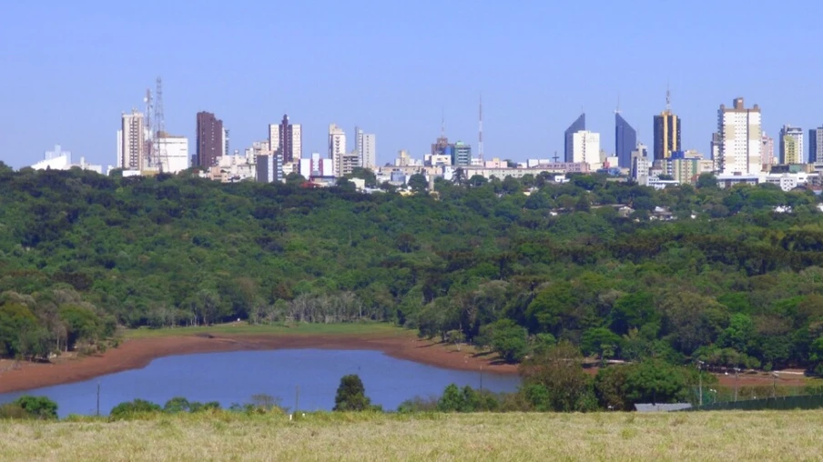 Situação crítica: com rios 40% abaixo do nível e calorão, Sanepar avalia adoção de rodízio