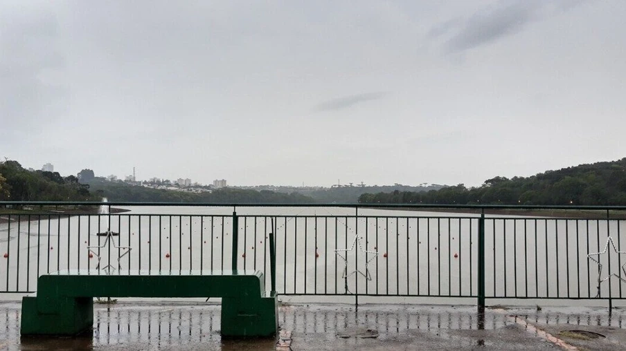 Chuva dos últimos dias faz nível do Lago Municipal de Cascavel voltar a subir