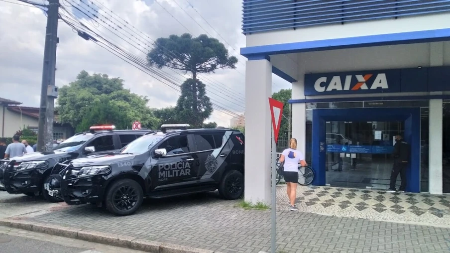 Gerente da Caixa Econômica é assassinada na saída de banco em Curitiba