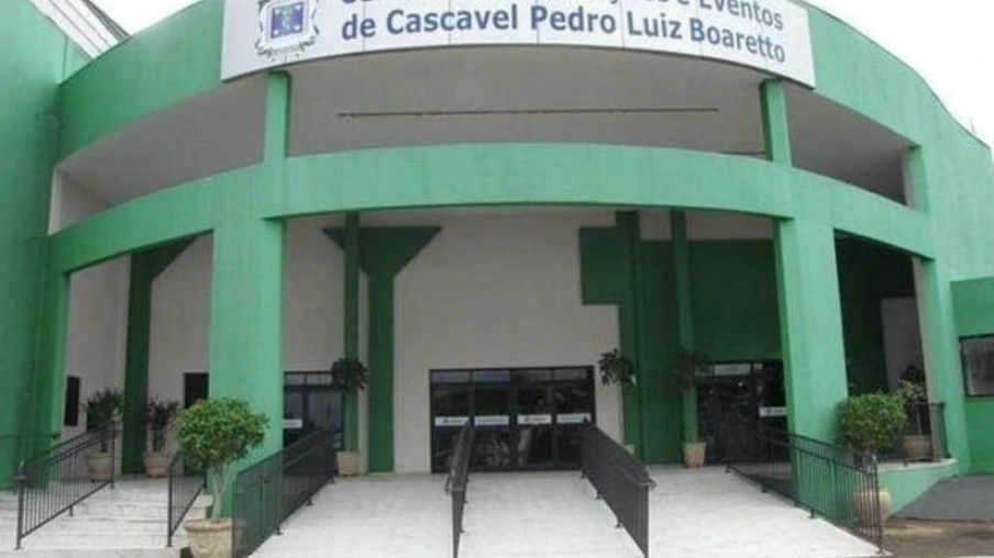 Prefeito Paranhos realiza vistoria no Centro de Vacinação nesta segunda-feira (18)
