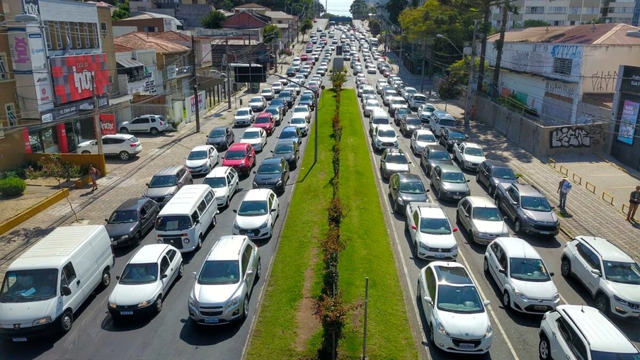 IPVA - Av.Visconde de Guarapuava -  Curitiba, 18/02/2020  -  Foto: José Fernando Ogura/AEN