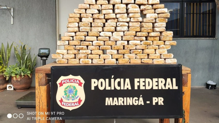 PF apreende 154 kg de crack em caminhão que teria saído de Ponta Porã