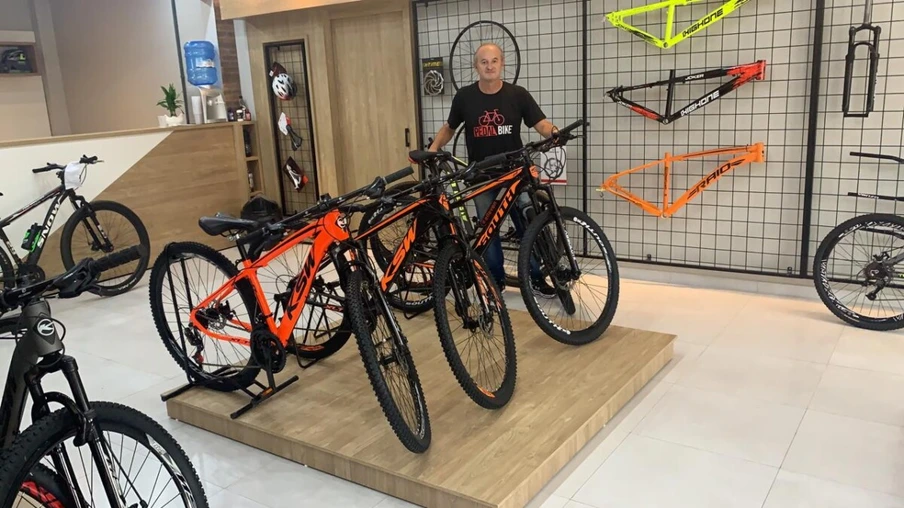 Empreendedor de Laranjeiras do Sul está animado com o cenário favorável para as bikes e espera crescer ainda mais nos próximos meses. Crédito da foto: acervo pessoal