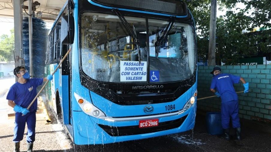 Transporte coletivo retorna nesta segunda-feira