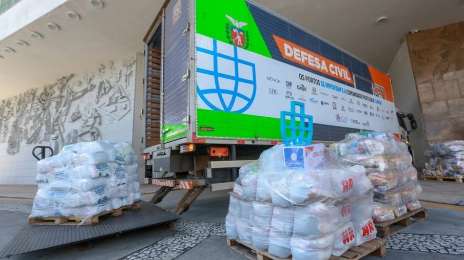 A edição 2021 da campanha Cesta Solidária Paraná, encerrada na terça-feira (06), conseguiu arrecadar mais de 200 toneladas de alimentos. . Foto: Valdelino Pontes