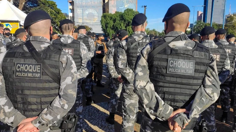 As equipes policiais do Batalhão de Operações Especiais (BOPE), treinadas para dar suporte às unidades de área da PM nas ocorrências de maior periculosidade estão na região de Cascavel nesta semana. A Operação Pronta Resposta IV foi lançada nesta terça-feira (18/05), no Centro da cidade, com a participação do Subcomandante-Geral da PM, coronel Rui Noé Barroso Torres.  -  Cascavel, 18/05/2021  -  Foto: PMPR