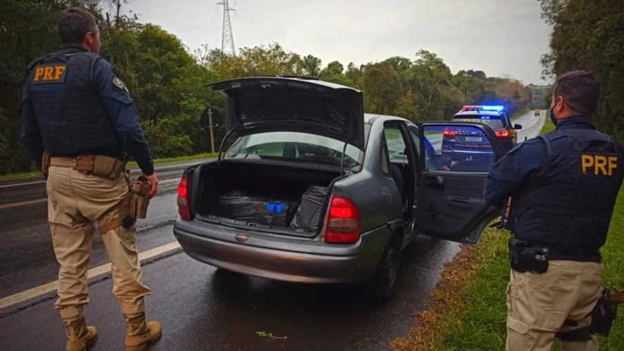 Polícia apreende cocaína, maconha e crack durante o fim de semana no Paraná