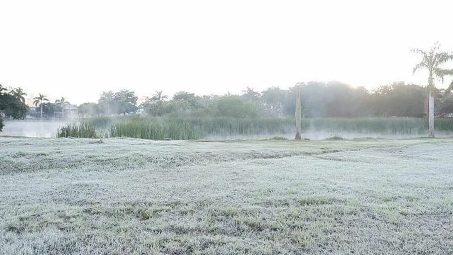 Dia mais frio do ano em Foz registra temperatura negativa na madrugada