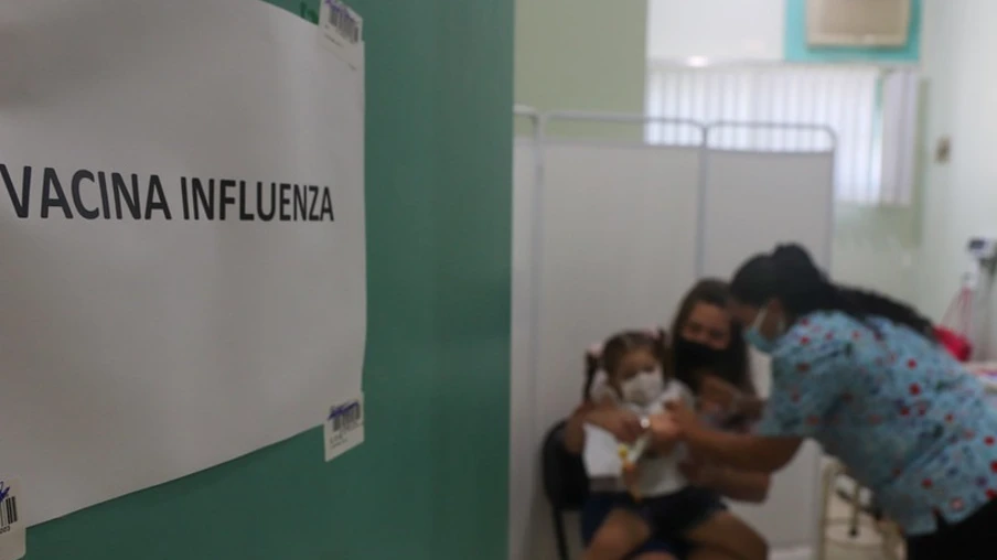 Prefeitura de Foz inicia terceira etapa de vacinação contra a Influenza