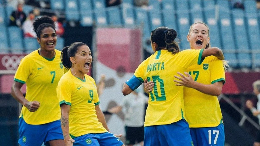 Futebol Feminino encara o Canadá