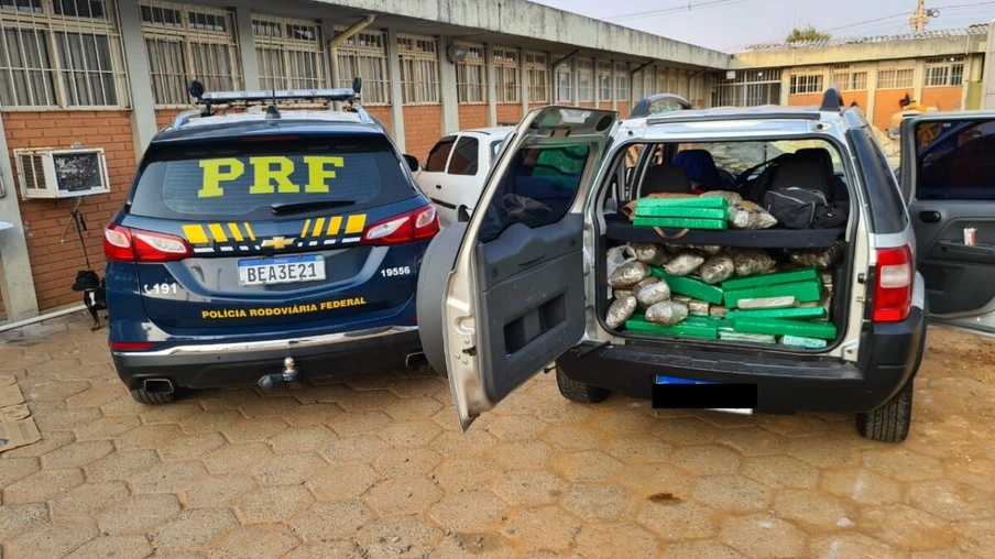 Casal é preso em Foz do Iguaçu transportando droga