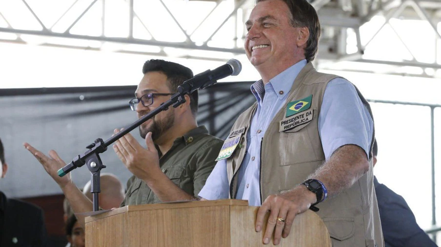 O Presidente Jair Bolsonaro participou, nesta terça (28), da inauguração da Estação Cidadania em Teixeira de Freitas (BA)