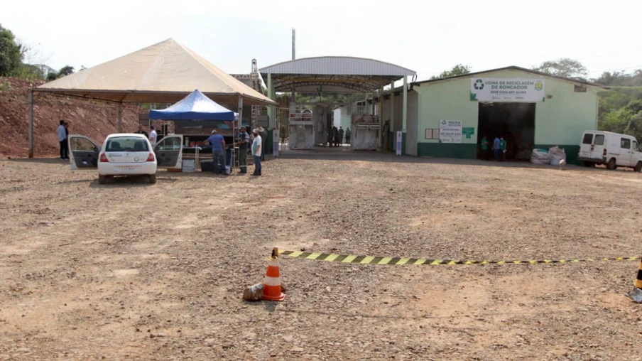 O Centro Oeste do Paraná ganhou a 1ª planta térmica no Brasil para tratar resíduos sólidos urbanos em pequena escala e com uma tecnologia inovadora. A Usina de Termomagnetização utiliza a tecnologia para o tratamento de resíduos sólidos urbanos com sustentabilidade.  -  curitiba, 24/09/2021  -  Foto: Alessandro Vieira/AEN