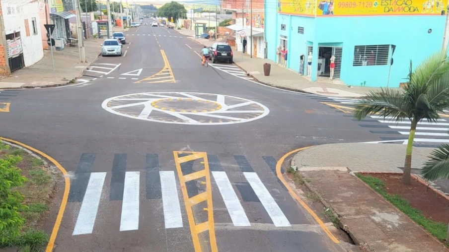 Visando à redução de acidentes, Transitar autoriza rotatória no cruzamento da Rua Mato Grosso x Treze de Maio